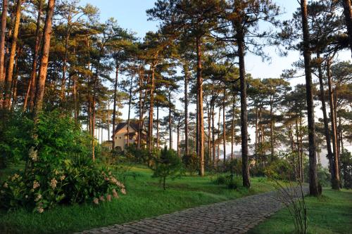 Ana Mandara Villas Dalat Resort & Spa — View (from property/room)