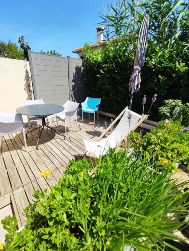 Photo de la galerie de l'établissement Studio Golfe Juan plages parking privé climatisation, au Golfe-Juan