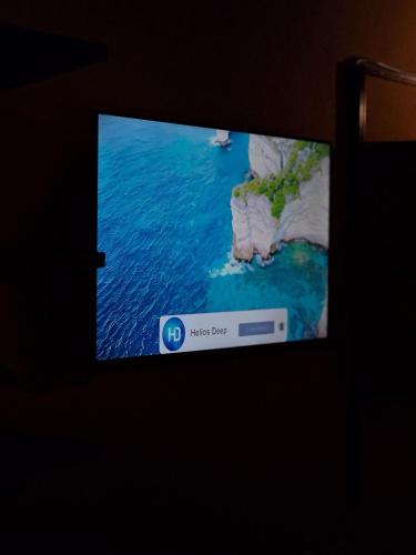 Televisyen dan/atau pusat hiburan di Apartmani Balen