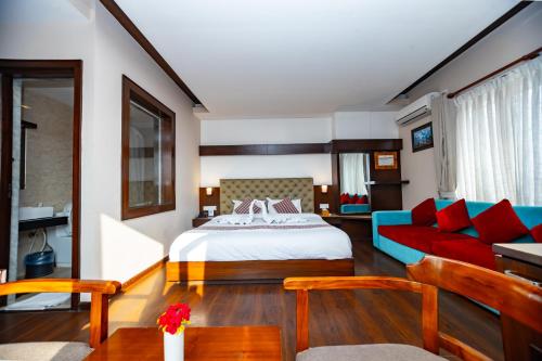 Kathmandu Suite Homeにあるベッド