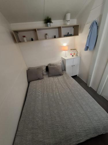 Katil atau katil-katil dalam bilik di Mobile home MA -JA