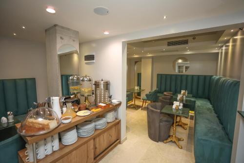 Posezení v ubytování Hotel MTbilisi