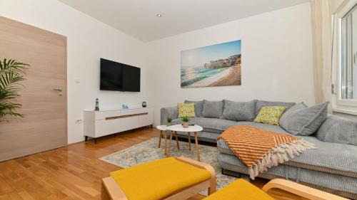 Apartment Smile&Waves