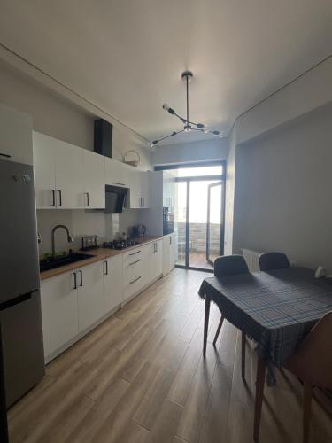 Una cocina o cocineta en Elene's apartament