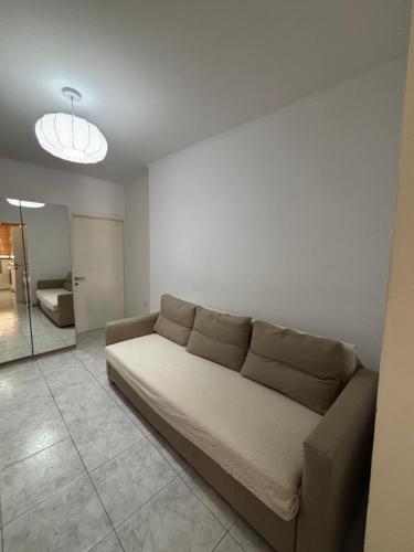 Posezení v ubytování Private and Cozy Full Apartment