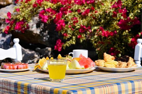 Fotografie z fotogalerie ubytování Anema By The Sea Guesthouse v destinaci Karlovasi