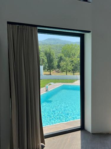 Bazén v ubytování Cevizdibi Loft Villa nebo v jeho okolí