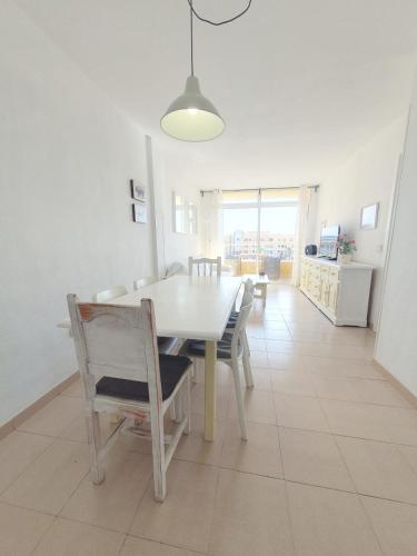 Alquilaencanarias-Medano Lagos de Miramar I