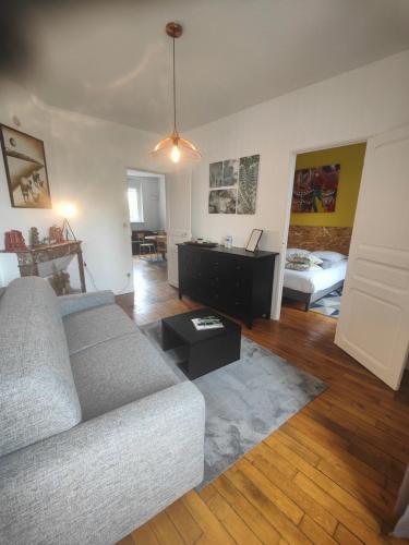 Posezení v ubytování Résidence Leclerc - Appartements d'hôtes - Secteur thermal