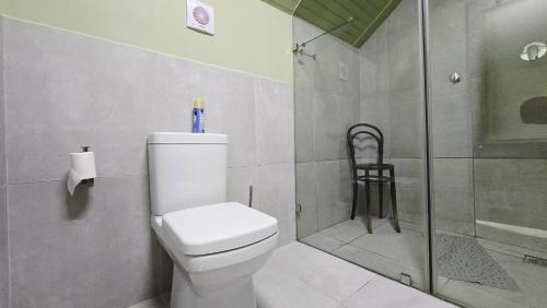 Ένα μπάνιο στο Kasteelberg Place • Stay