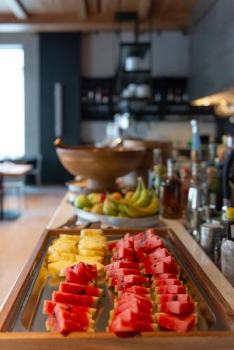 Comida en o cerca de este hotel