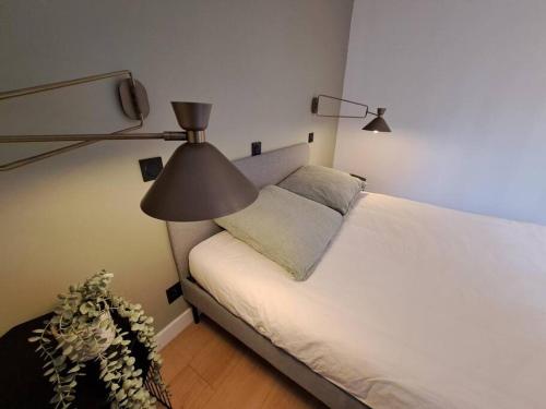 Photo de la galerie de l'établissement Jolie maison en duplex avec balcon à La Madeleine, à La Madeleine