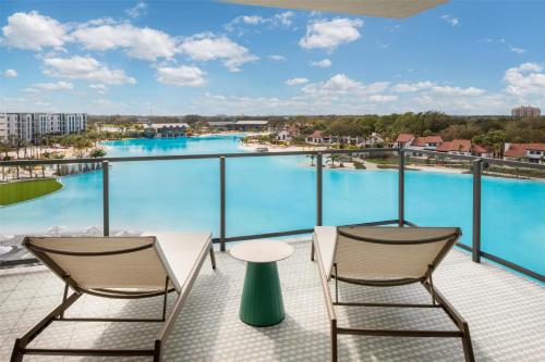 Conrad Orlandoの敷地内または近くにあるプール