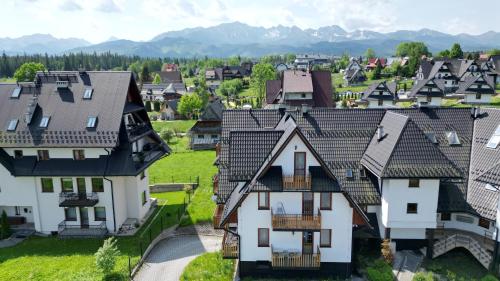 Murzasichle Serenity Stay Apartment by BookingHost