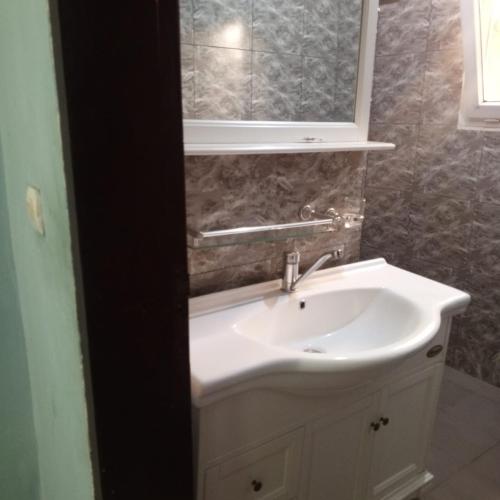 Un baño de Apparemment 2 chambres B2