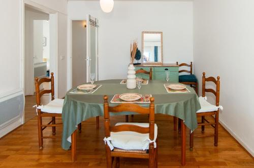 WELCS APARTAMENTO 260 EMP con vistas al canal