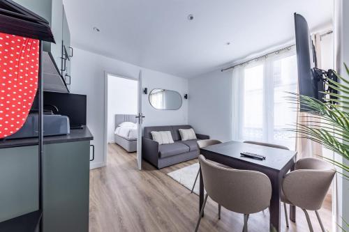Chic 4-Star Studio Only 10 Minutes from Le Marais