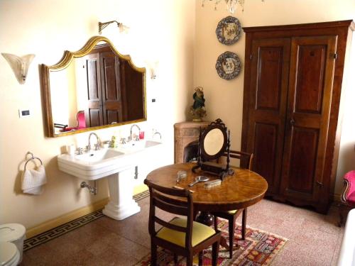 Un baño de Cesare Magli & Figli Residenza D'Epoca Luxury Rooms