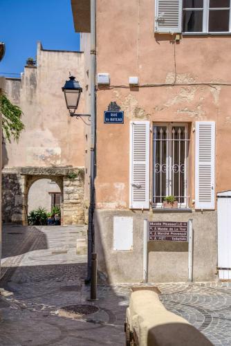 L'Orme Antibois - En plein cœur du vieil Antibes