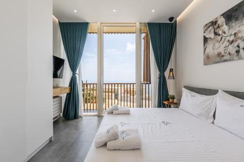 Ένα ή περισσότερα κρεβάτια σε δωμάτιο στο Villa Dea Green Coast 166C