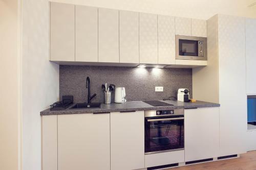 LeonArt Living 23