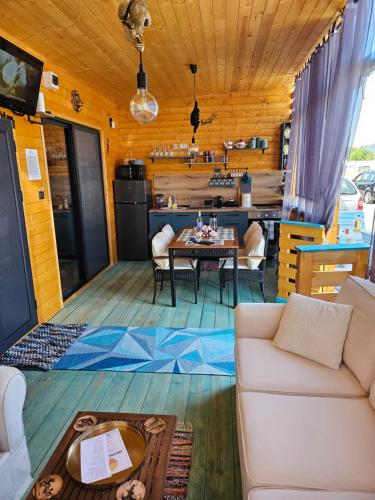 Бунгало HAKUNA MATATA, Къмпинг Созопол Еко, плаж Градина