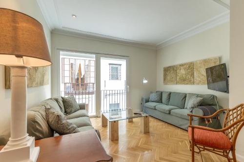 Rey Alfonso Apartamento con Garaje, 6 pax