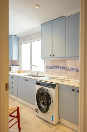 Rey Alfonso Apartamento con Garaje, 6 pax