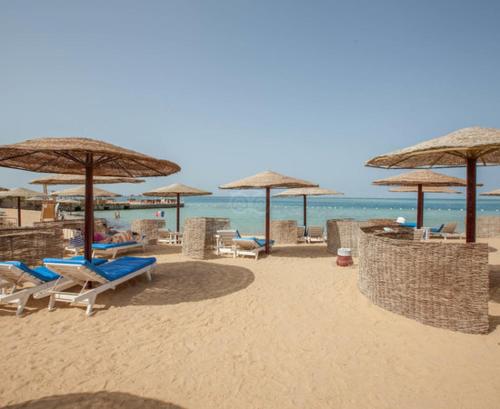 Villa with pool Miska Soma Bay