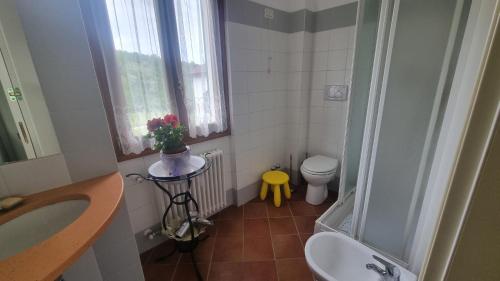Ένα μπάνιο στο Agriturismo Cascina Tollu