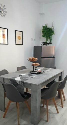 AMORES APARTMENT - Family&Friends - 2 Camere - Metro A 4min & Centro 15min
