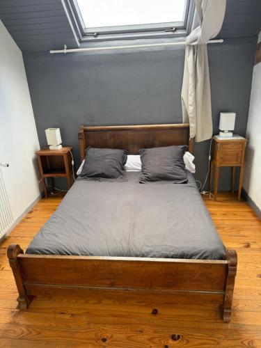 Katil atau katil-katil dalam bilik di Coeur de Combray (Ifs appartment)