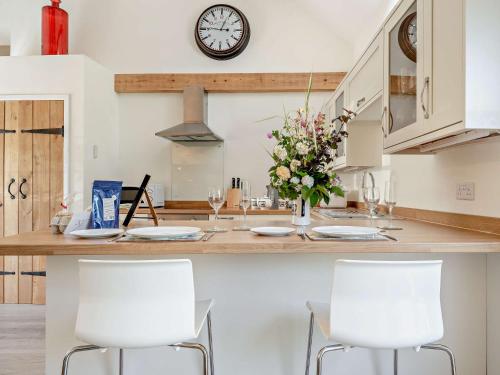 Η κουζίνα ή μικρή κουζίνα στο 1 Bed in Ludlow 54928
