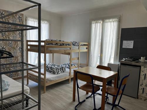 Postel nebo postele na pokoji v ubytování Alpazur
