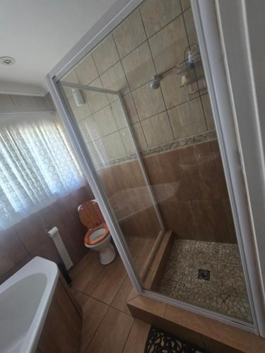 Ένα μπάνιο στο Swasti Guesthouse
