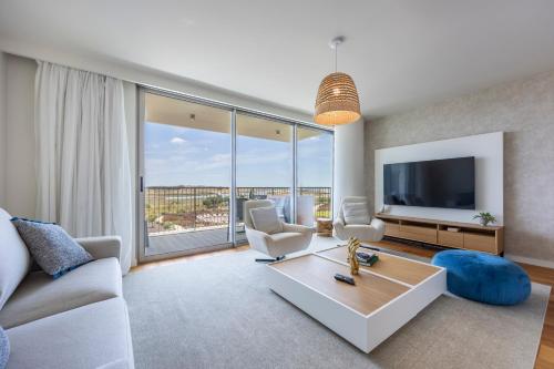 Bayline - Bhyat Luxe Apartment