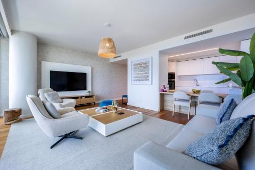 Bayline - Bhyat Luxe Apartment