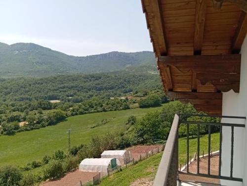 Nespecifikovaný výhled na hory nebo výhled na hory při pohledu z ubytování v soukromí