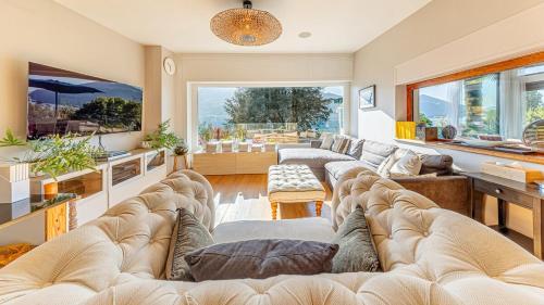 villa frontlake