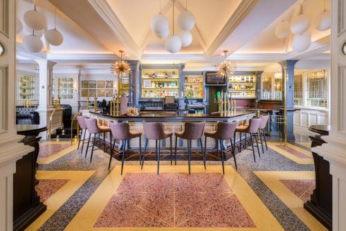 Ruang duduk di Killarney Oaks Hotel