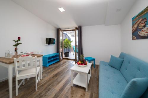 MAJDA M Apartment 100m from the sandy beach