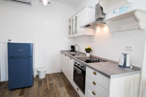 MAJDA M Apartment 100m from the sandy beach