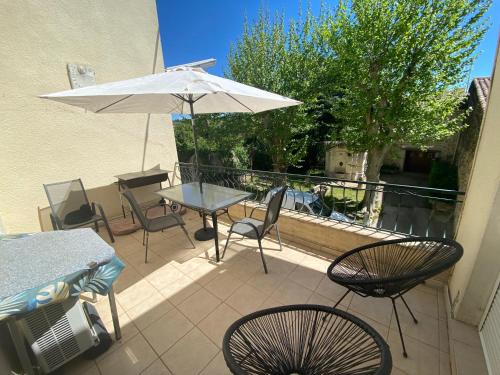 appartement de village avec terrasse