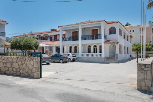 Το κτήριο όπου στεγάζεται  ο ξενώνας