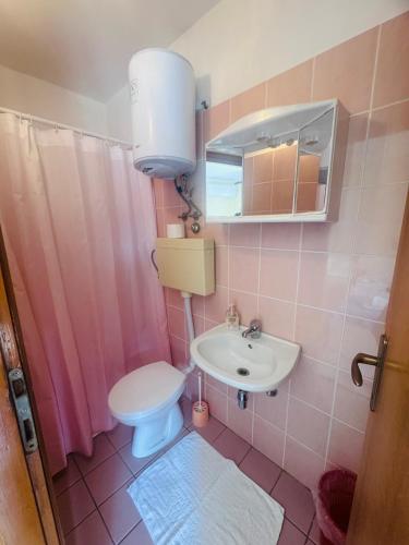 Room 1 seaview