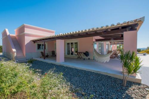 Villa Mujeira