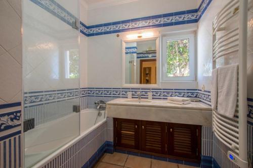 Villa Mujeira