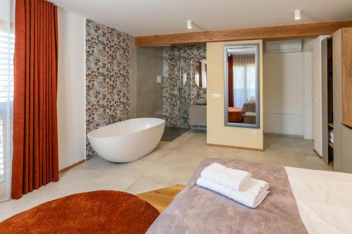 Bilik mandi di Landhouse Bled