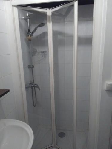 Ένα μπάνιο στο Tranquility of Lub in this duplex