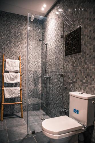 Koupelna v ubytování Riad Tislite & SPA
